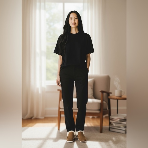 NWOT Brown and White Fur-Lined Boots - Picture 5 of 6